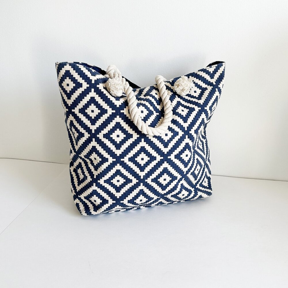 Summer & Rose - EvaTote Bag